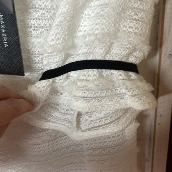 NWT BCBG Maxazria black and white top size XS - Picture 6 of 13